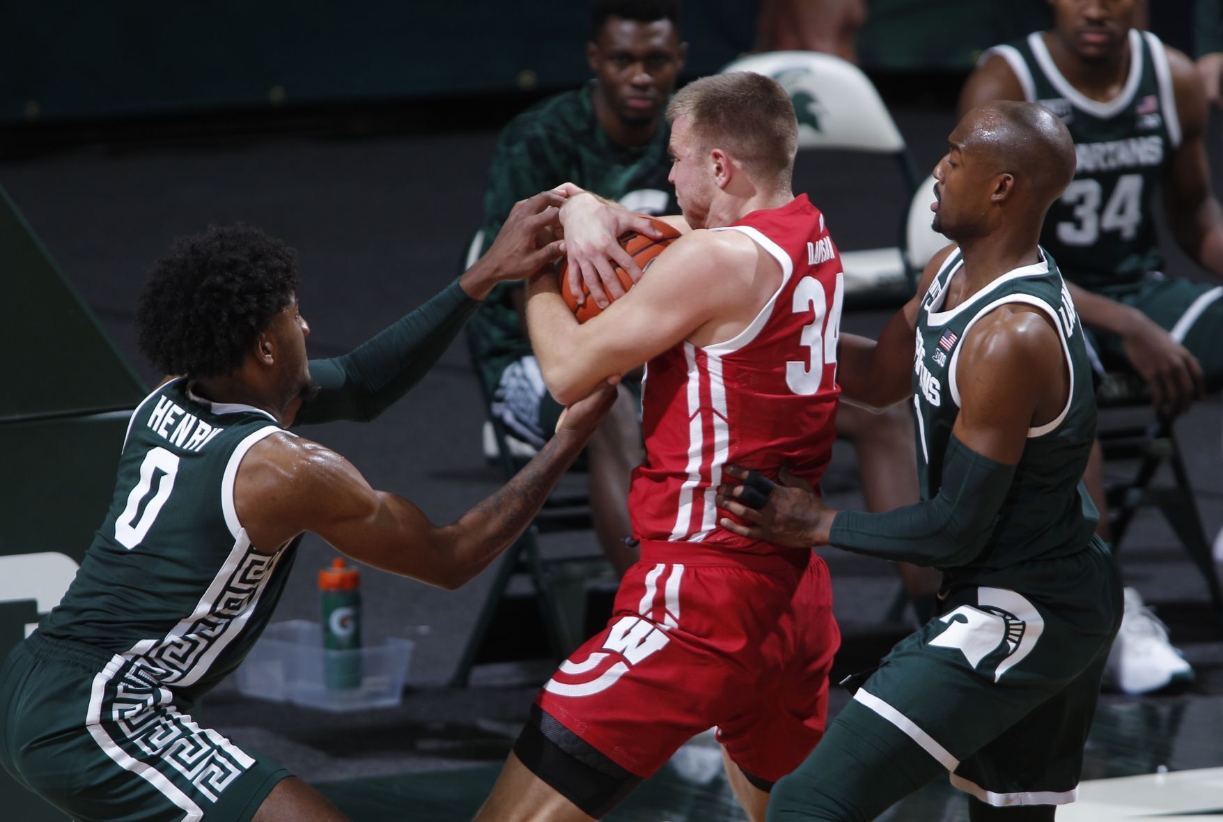 UW 85, Michigan State 76